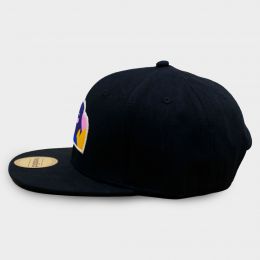 Peek-a-Boo Snapback black 